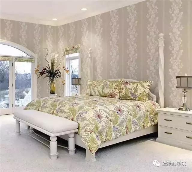 墙纸鼓包发霉,墙纸鼓包怎么治疗