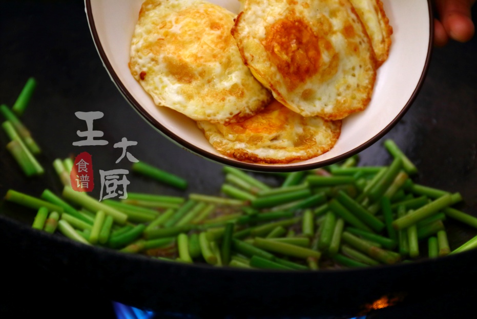 骨头肉荷包蛋的做法,荷包蛋夹肉做法大全