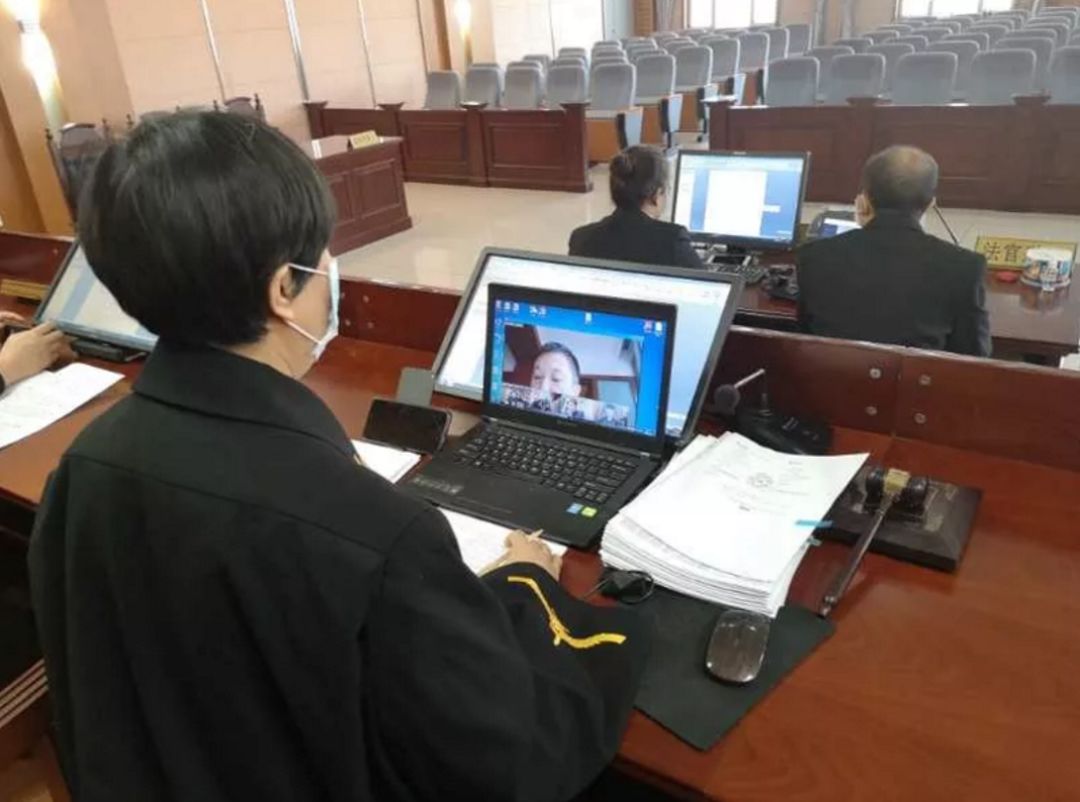 代购、买菜、测体温……4100余名“副书记”守护社区一线