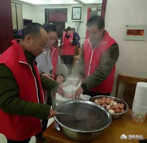 今天腊八节，快来巩义这些地方免费喝腊八粥啦！要赶早哦！