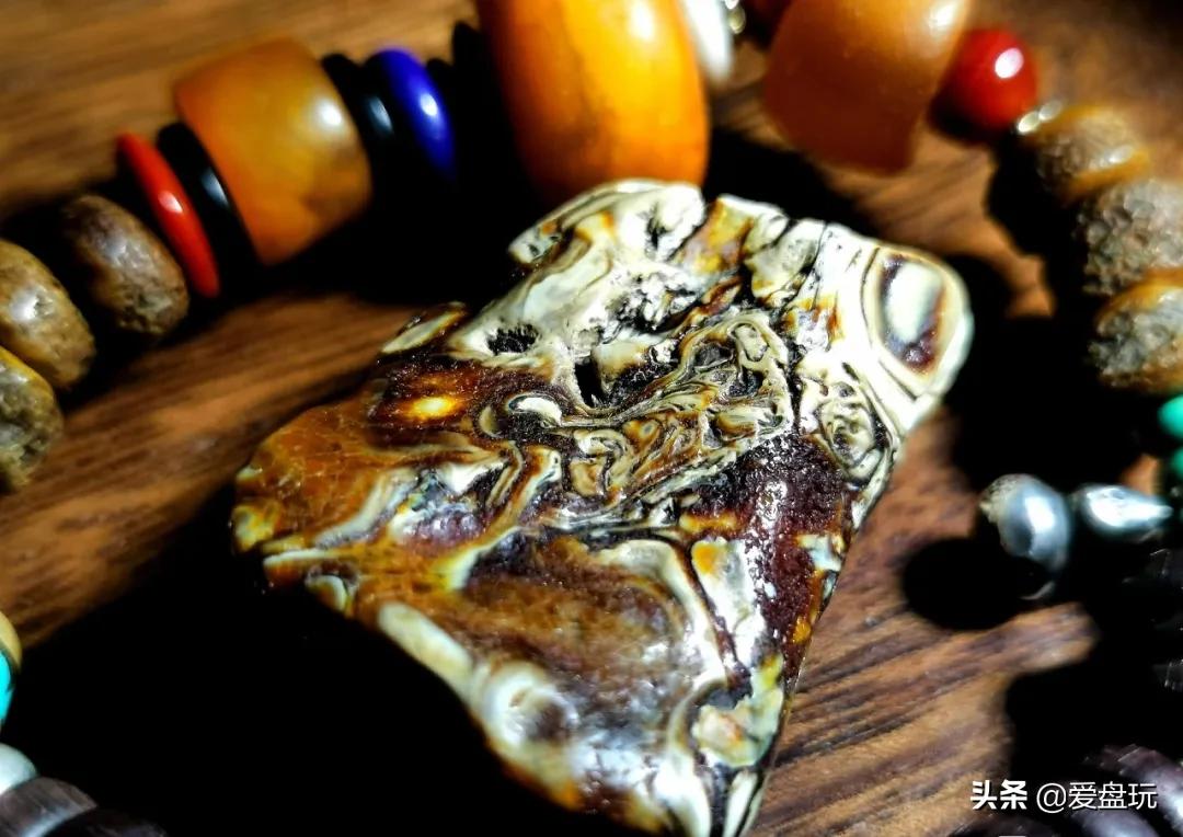 真正的蜜蜡是怎样的,特别迷恋蜜蜡