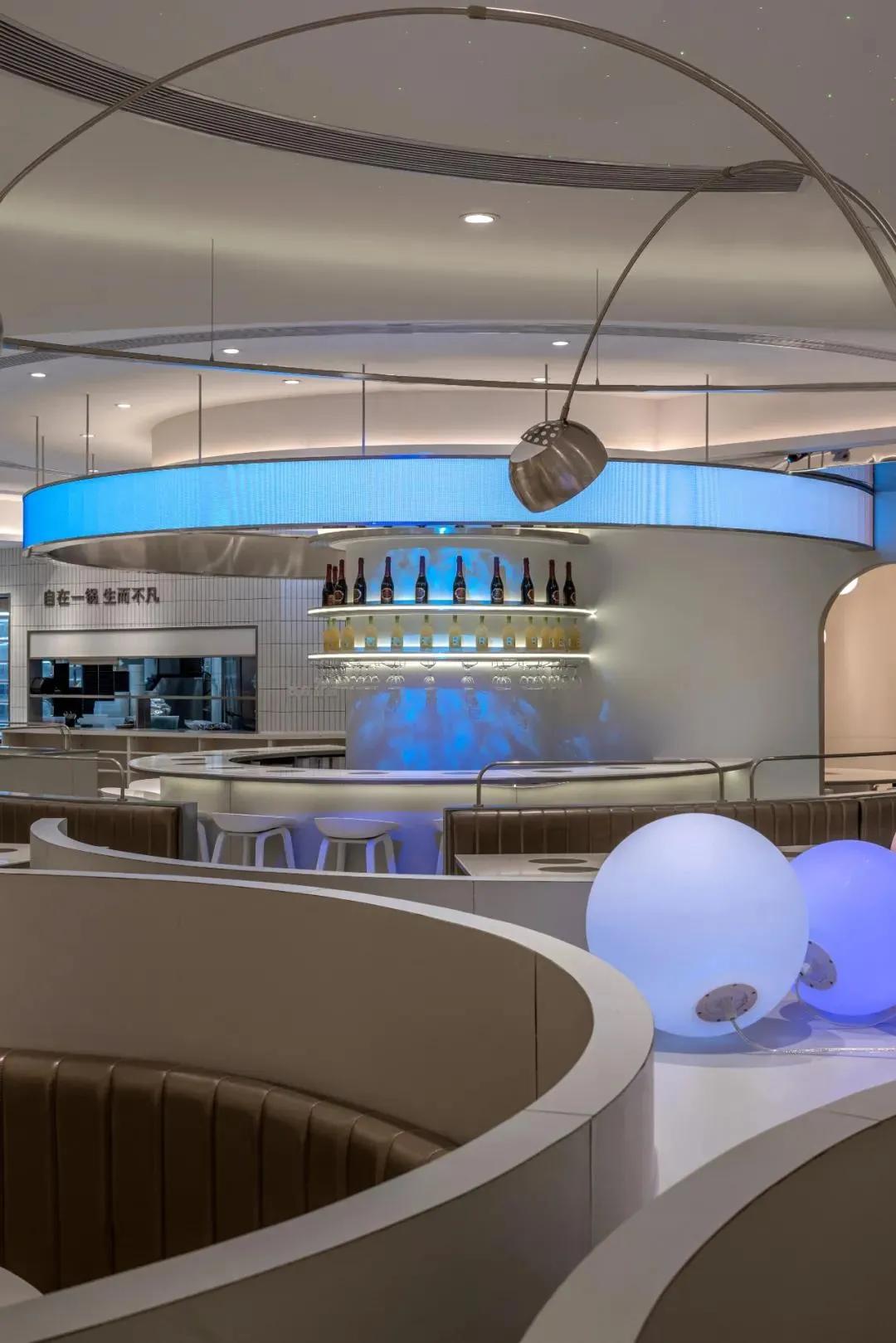 呷哺呷哺设计方案,呷哺呷哺餐厅空间布局分析