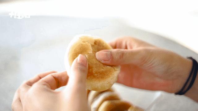 广州花都狮岭市场手工绿豆饼,澳门何妈绿豆饼广州花都店