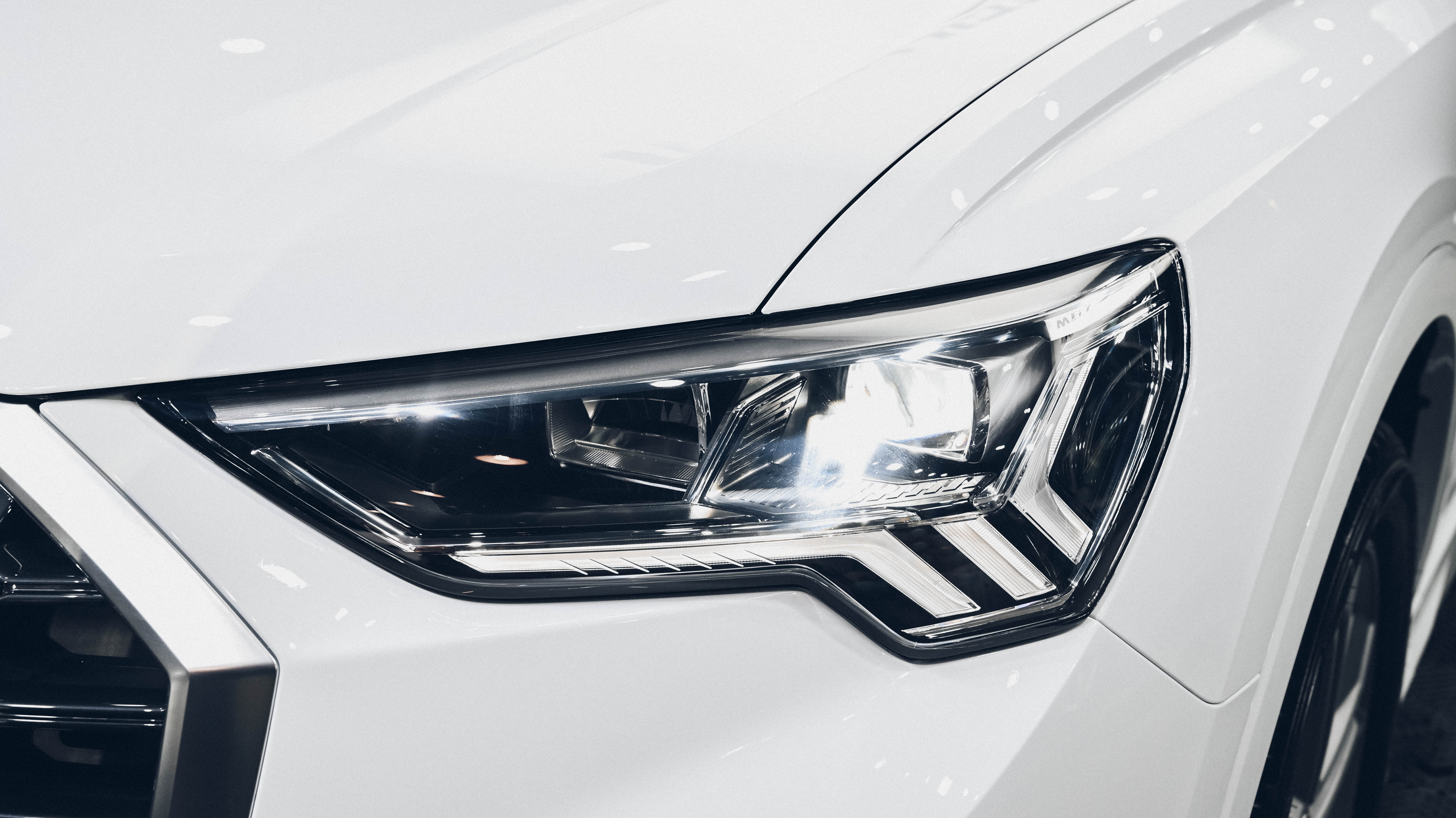 奥迪q3隐形车衣价格2014年,奥迪q3贴xpel隐形车衣多少钱