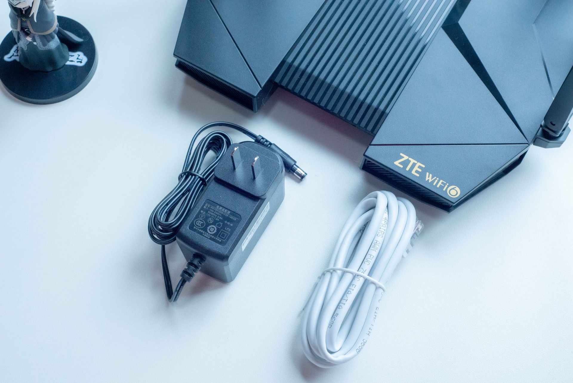 国产芯片的逆袭？中兴AX5400ProWiFi6路由性能及MESH组网使用评测