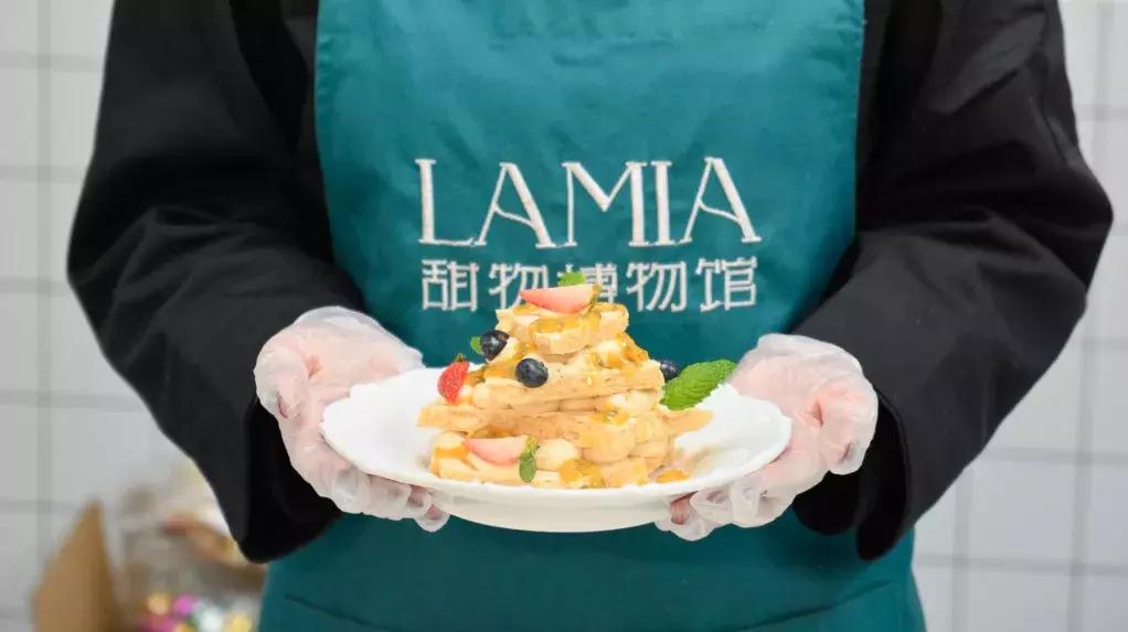 LAMIA甜物博物馆の圣诞限定来了，以爱和节日的名义，享受甜蜜~