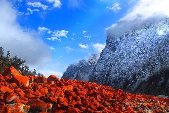 成都海螺沟旅游攻略自由行,成都到彭州燕子沟路线