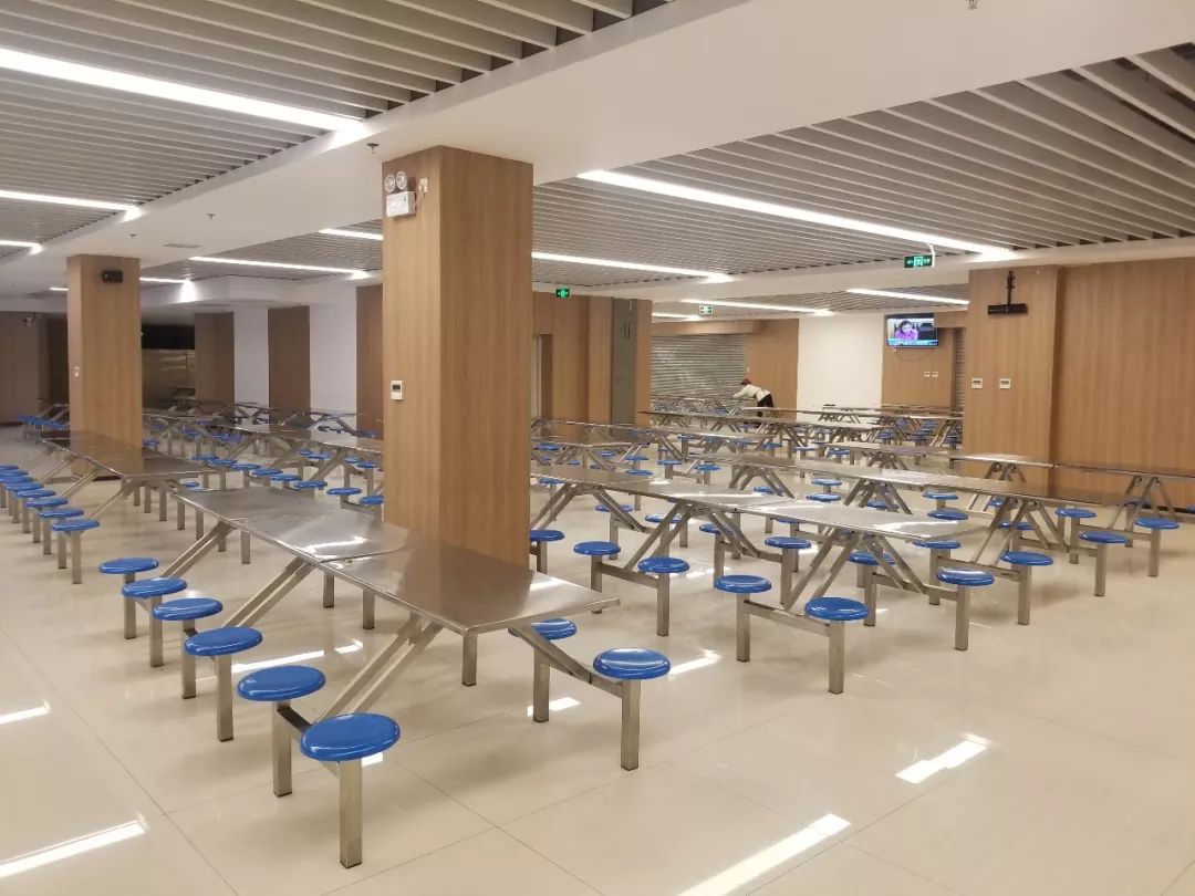 2021年郑州小升初择校必看的15所热门民办初中食宿情况集合