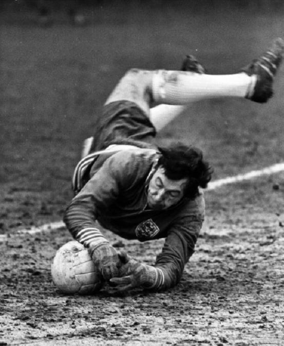 盘点那些载入史册的守门员,史上最伟大足球运动员排名榜