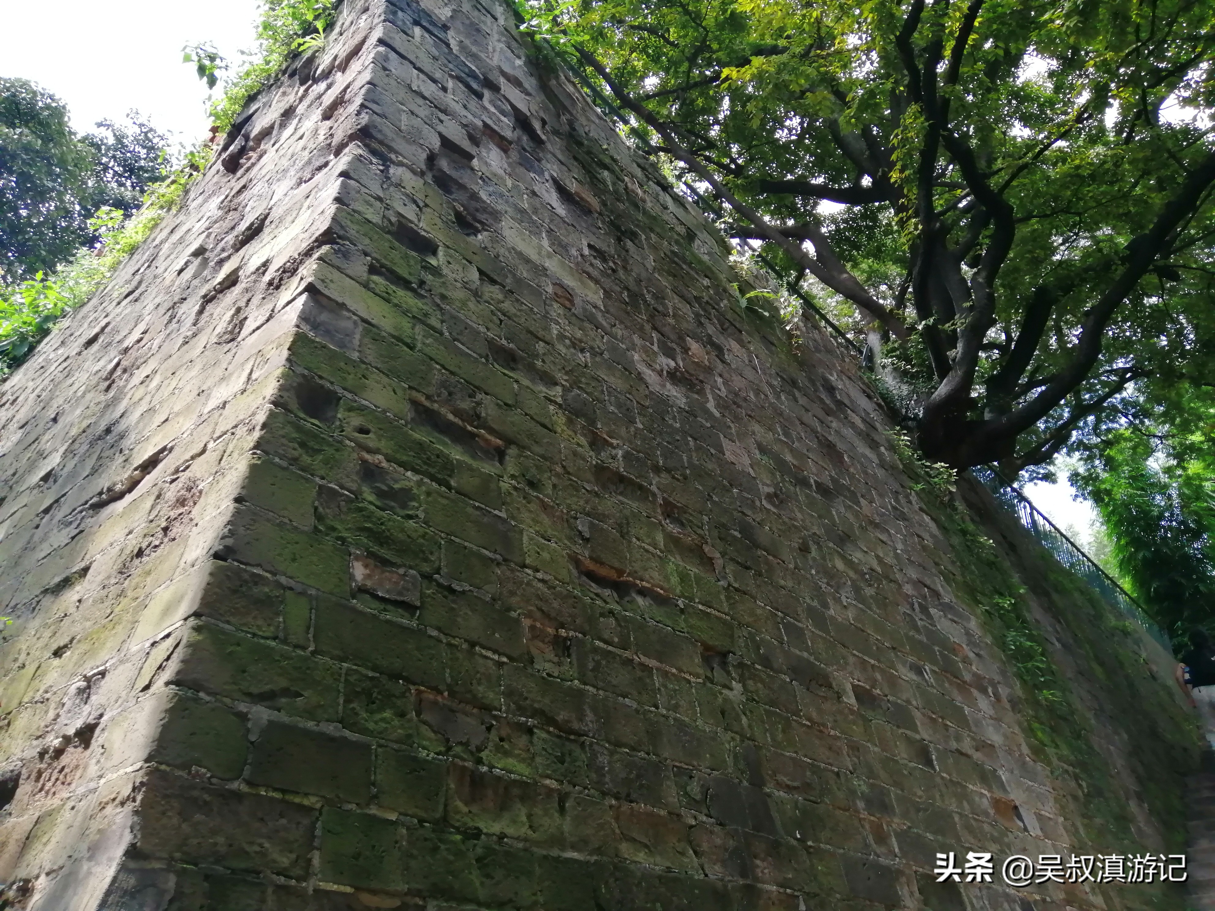 一篇长文，娓娓道尽老昆明城里明朝那些人儿、那些事儿、那些景儿