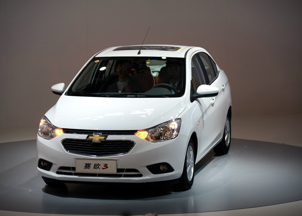 雪佛兰赛欧油耗排量1.3,雪佛兰赛欧油耗多少钱一公里