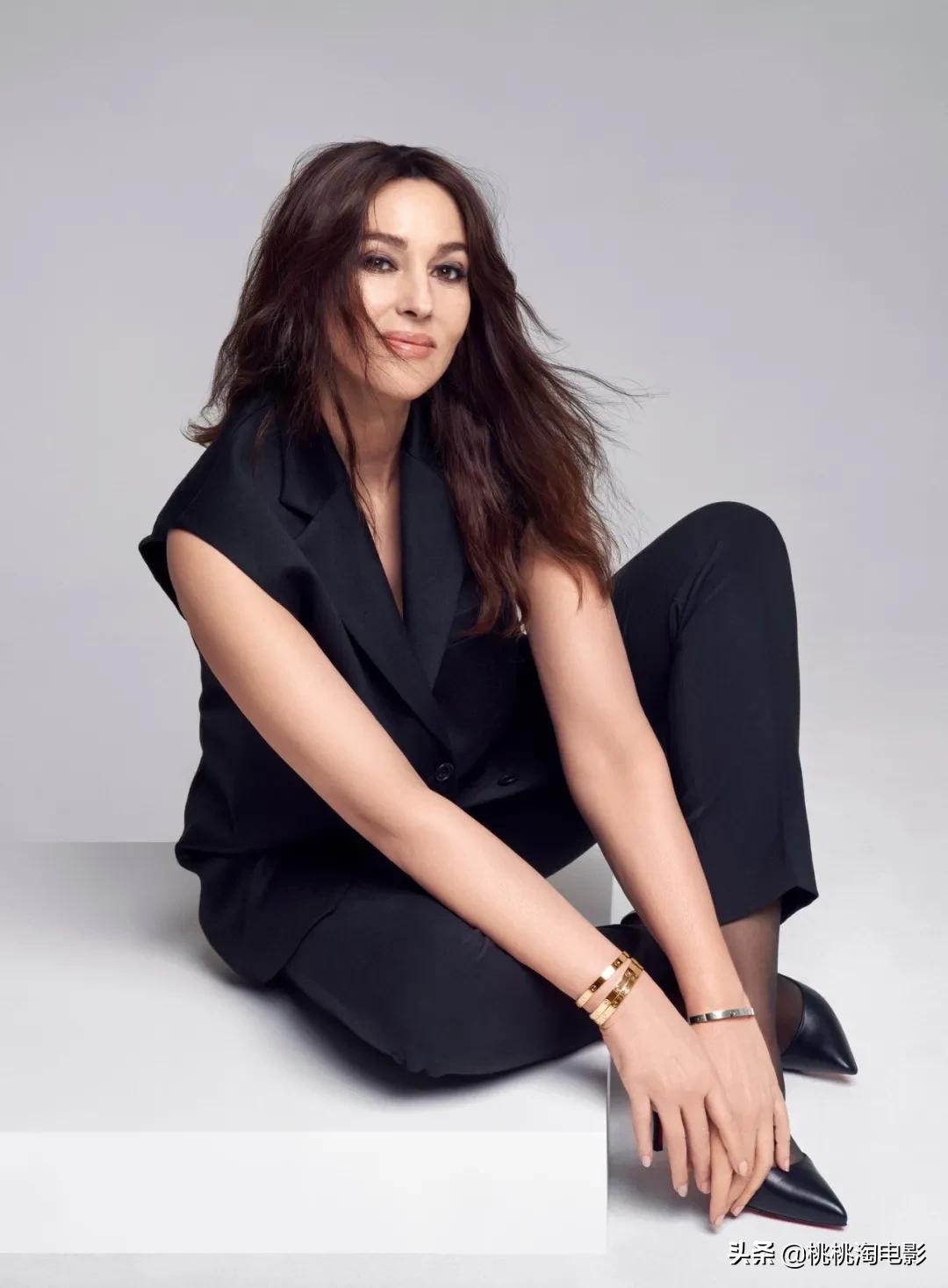 莫妮卡贝鲁奇的美图个人写真,莫妮卡贝鲁奇惊艳写真图片