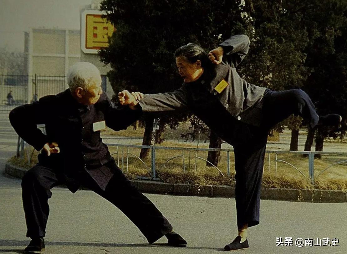 温敬铭武术枪术,武术大师温敬铭