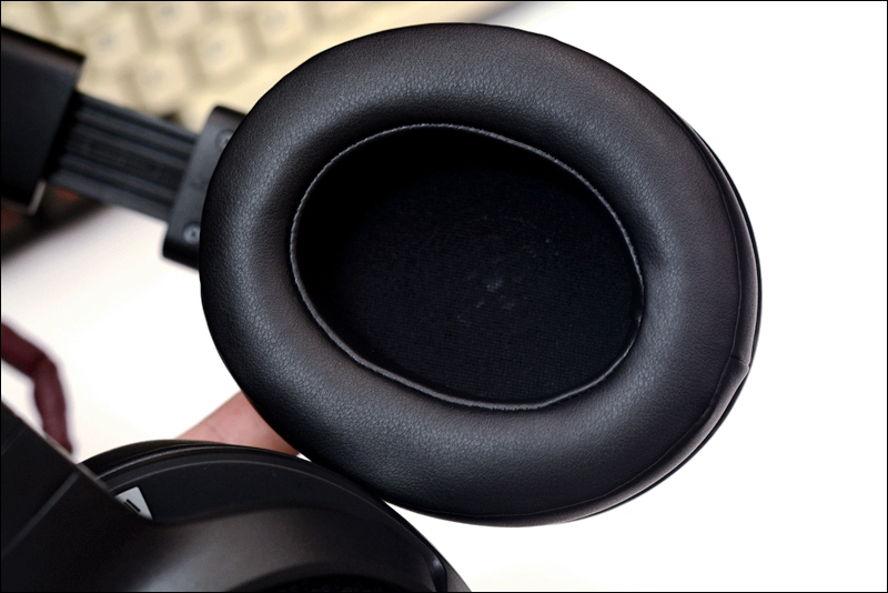 雷蛇入耳式游戏电竞耳机推荐,雷蛇头戴式电竞游戏耳机推荐