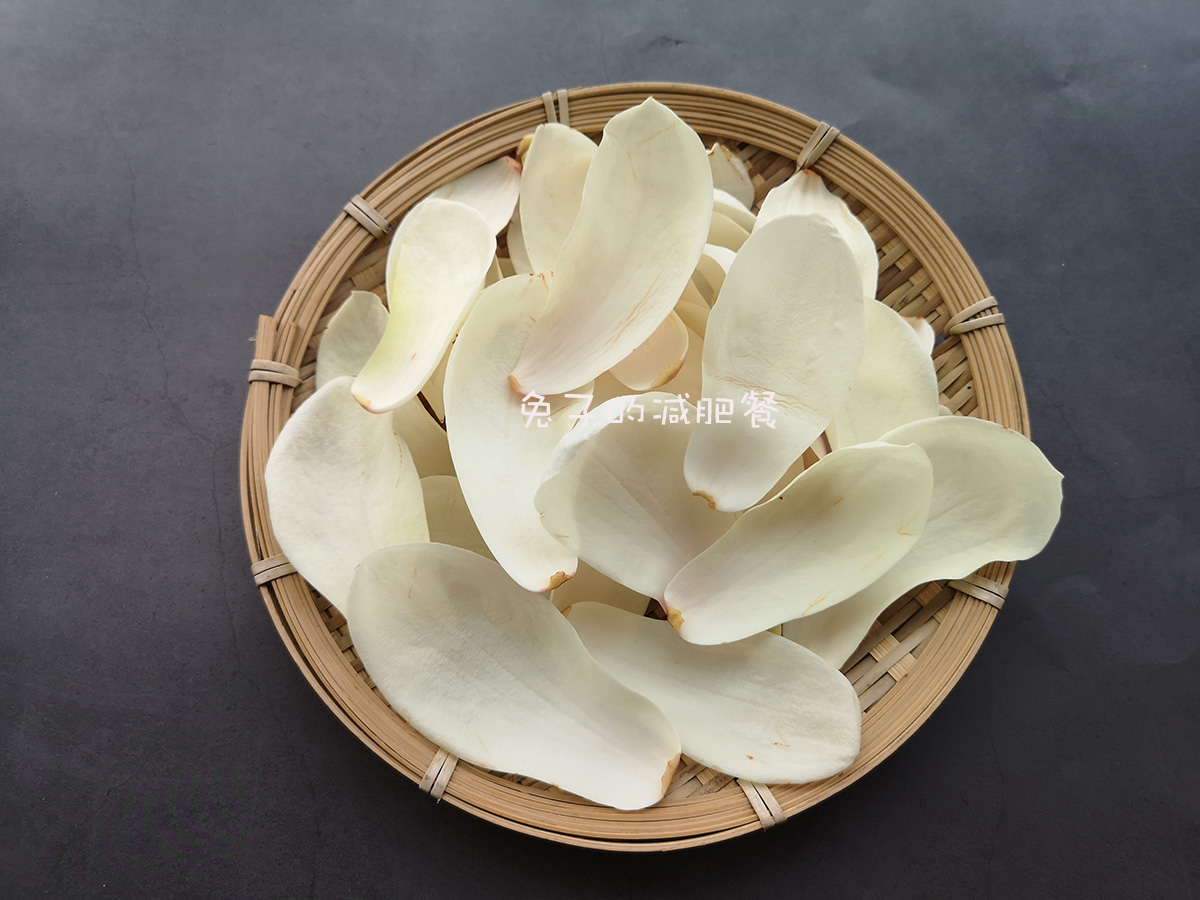 春天不懂吃这花儿亏了,是花也是菜,焦香酥脆,比小酥肉还香