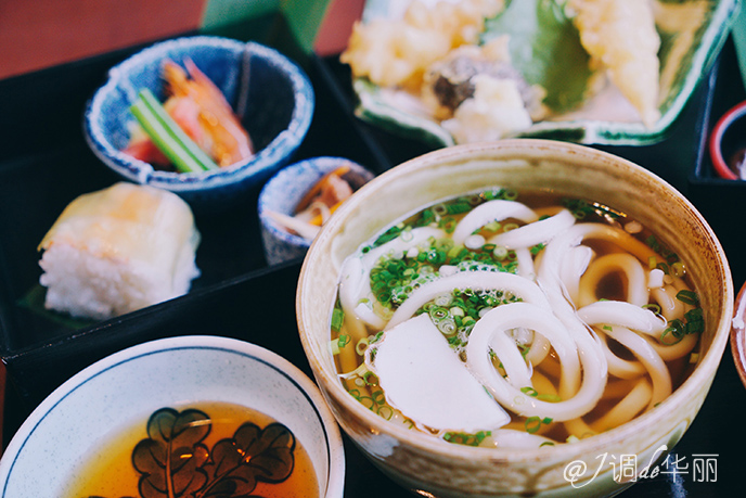 日本大阪距东京多摩市多远,日本大阪离海边有多远