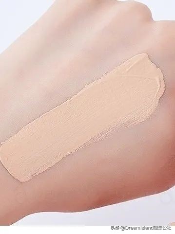 秋冬养肤大牌粉底液推荐,美妆润泽粉底液