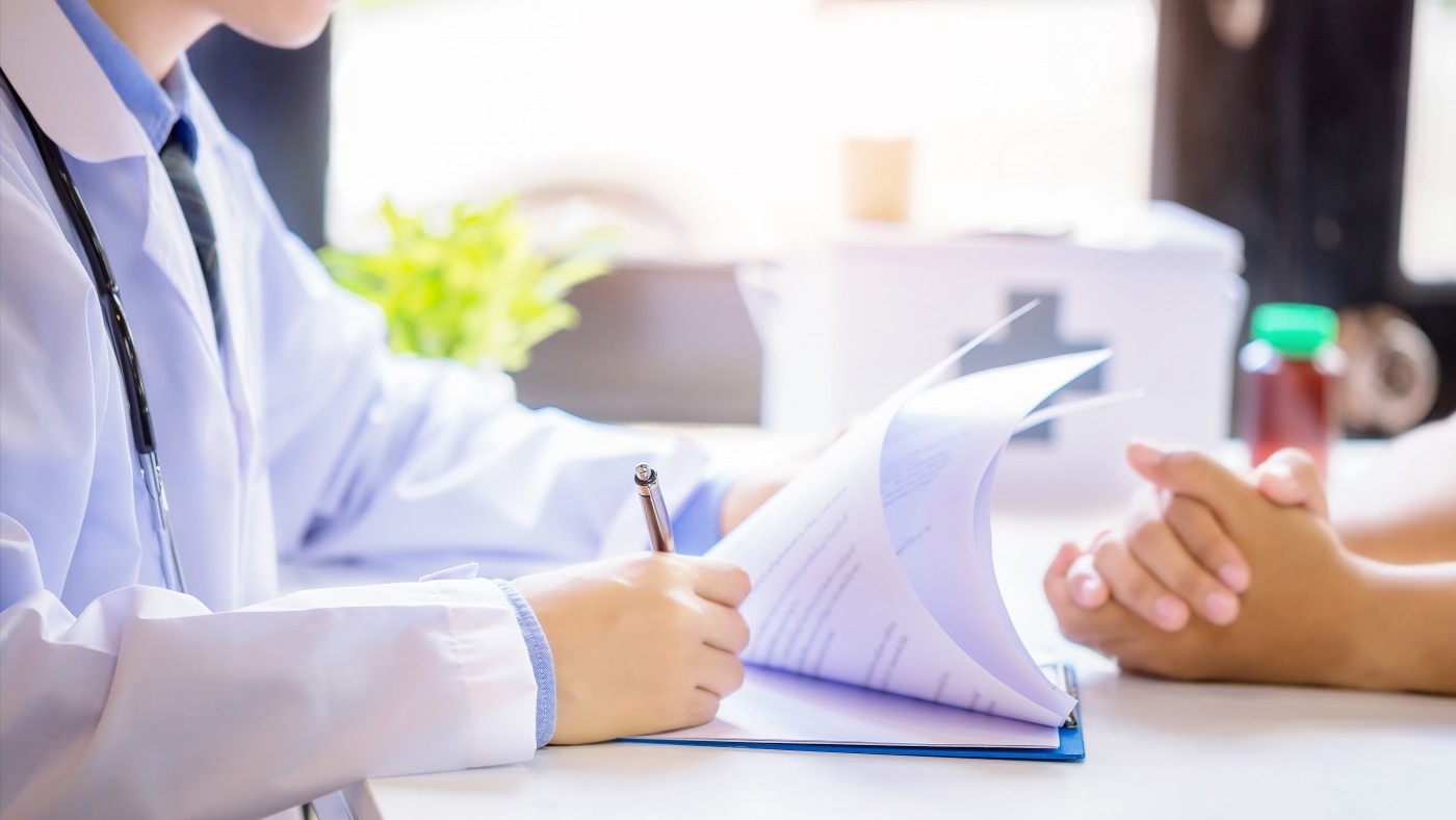 早期肺癌术后要不要辅助治疗？化疗？靶向？免疫？还是中医治疗？