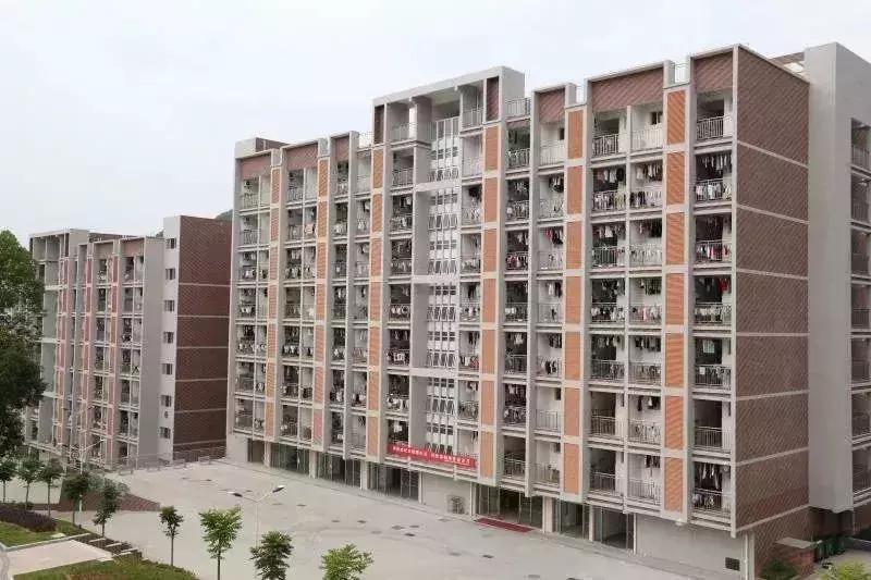 福建大专宿舍六人间床位选择,福建省大专宿舍排行榜