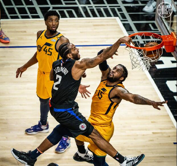 莱昂纳德最新伤情视频,莱昂纳德受伤回放