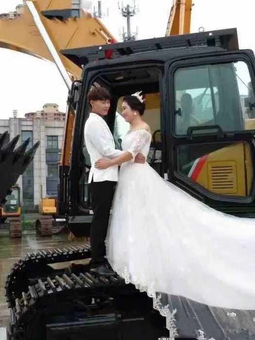 挖盟分享：2021挖机届最大的笑话！哈哈哈哈哈