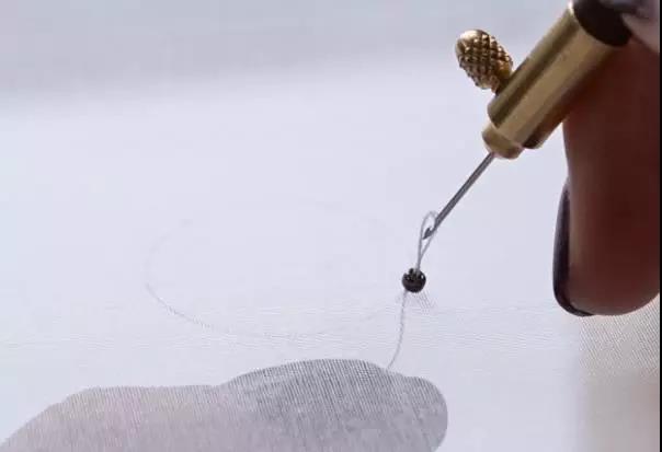 法式珠绣基础入门教程,法式刺绣小珠怎么绣