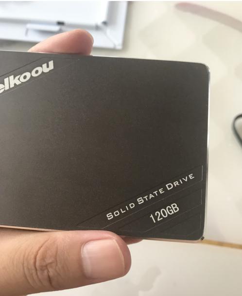 给电脑装固态硬盘的教程,电脑安装固态硬盘后需要怎么设置