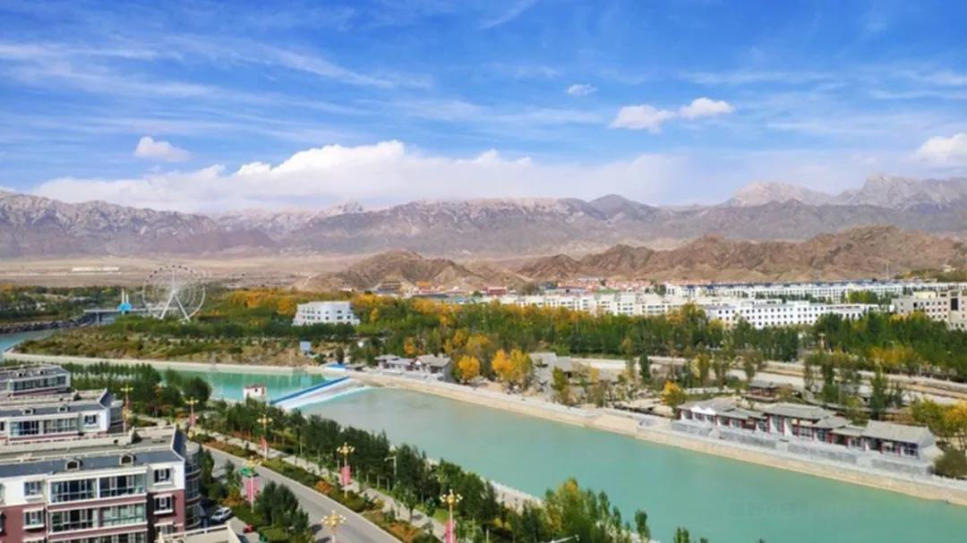 德令哈是一个美丽的地方,德令哈为什么被称为诗歌之城