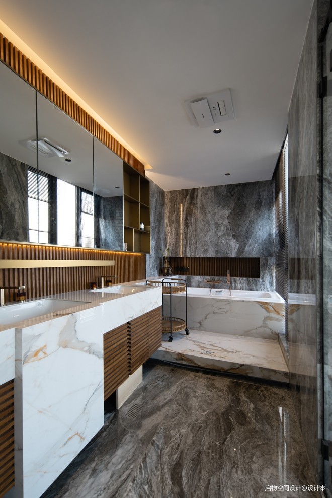 摩卡的微奢美学，女企业家的轻暖宅漫生活