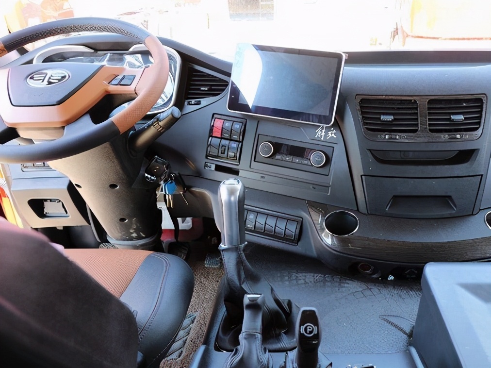 拉快递哪款车最省油,拉快递最好的车型