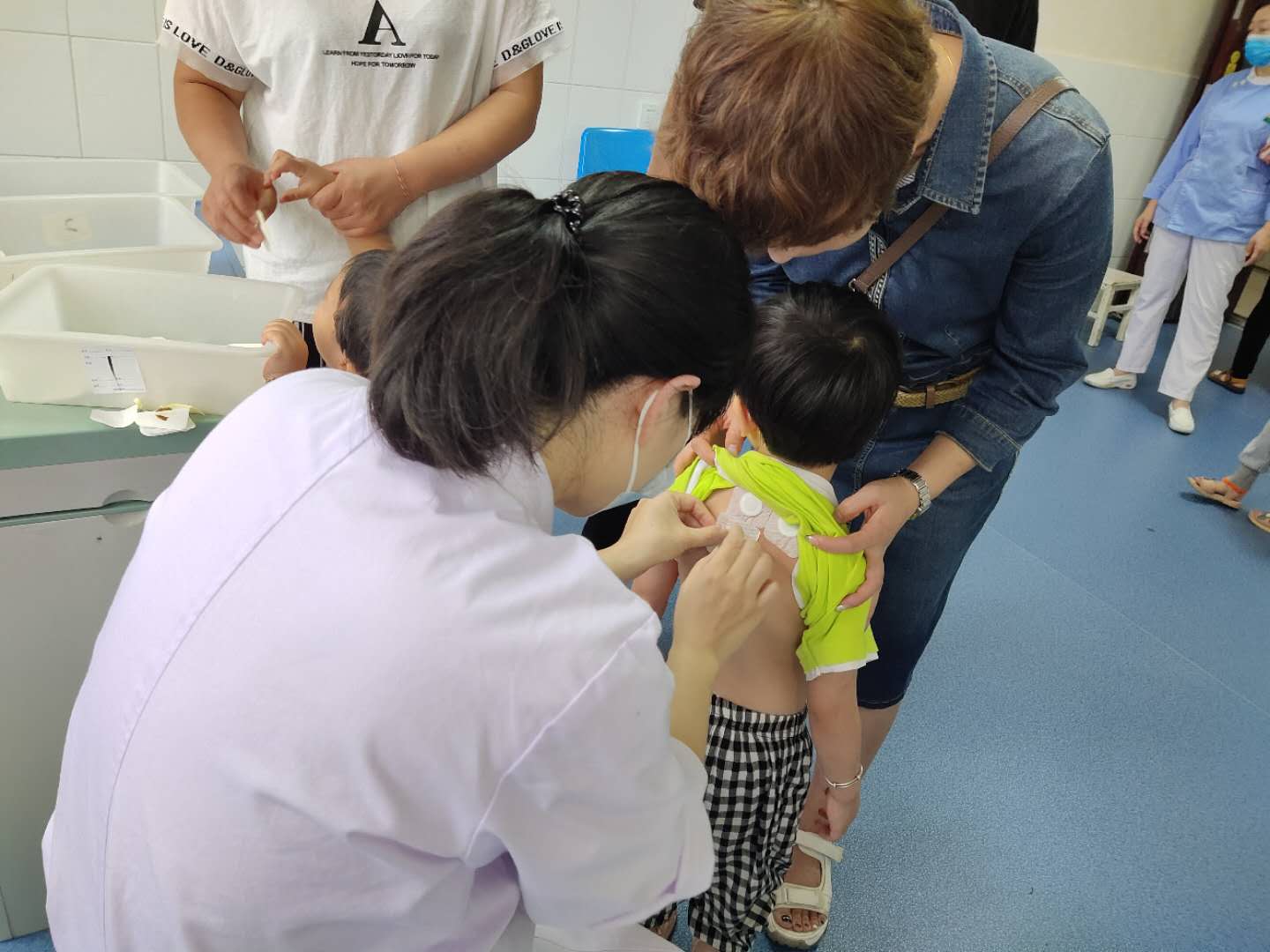 中医三伏贴冬病夏治正当时,冬病夏治正当时快来预约三伏贴