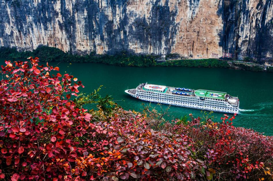 游三峡上水好还是下水好,三峡旅游上水好玩还是下水好玩