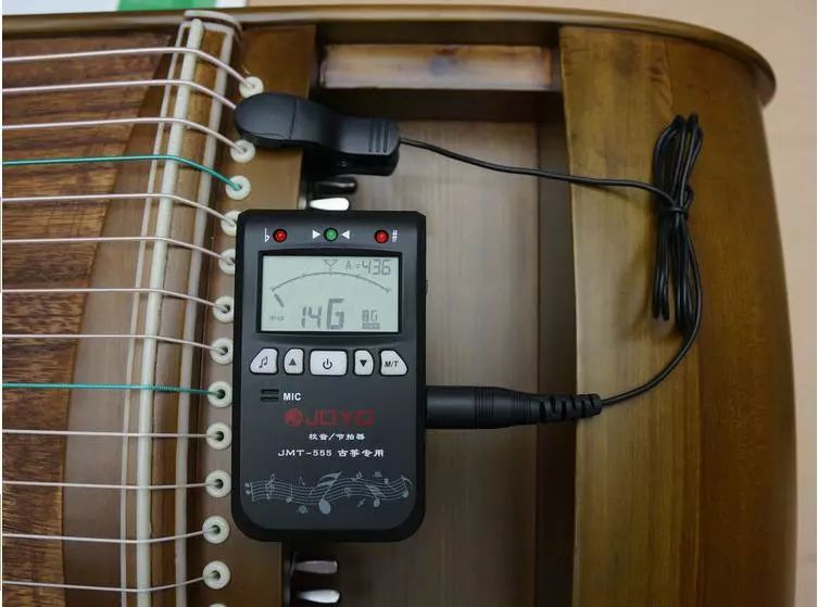 古筝调音一直调不准怎么办,古筝调音偏低是调紧还是调松