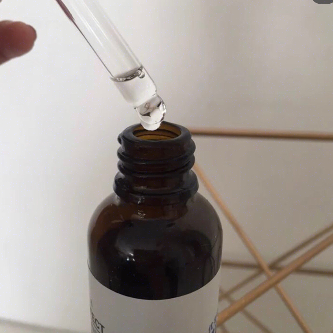 长痘痘的脸怎么拯救下去,长痘痘的肌肤怎么修复