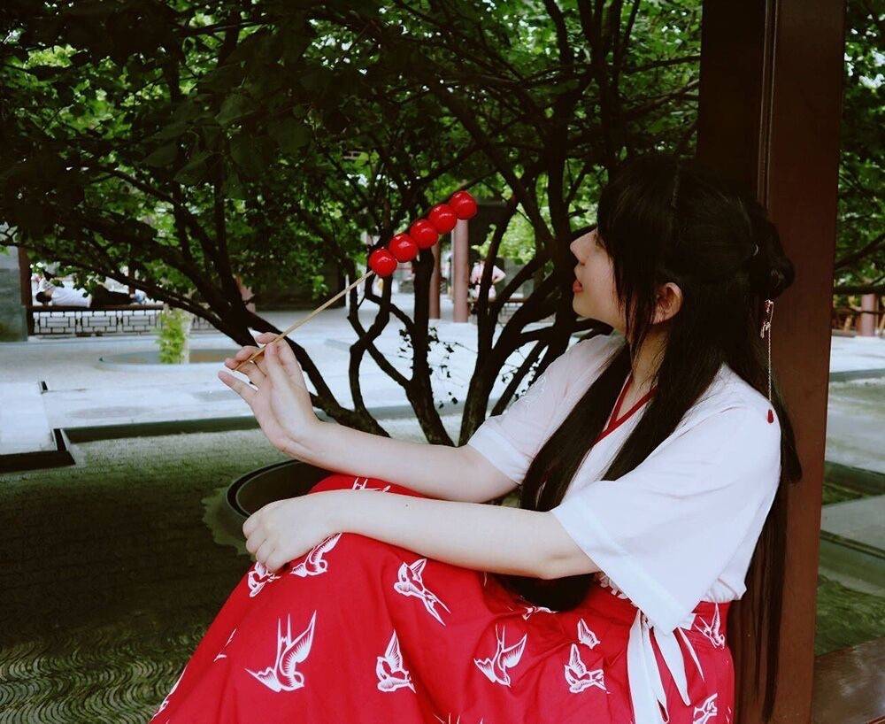 未成年女孩3万拍下百元设圈画，兼职画师一夜挣数万堪比名家