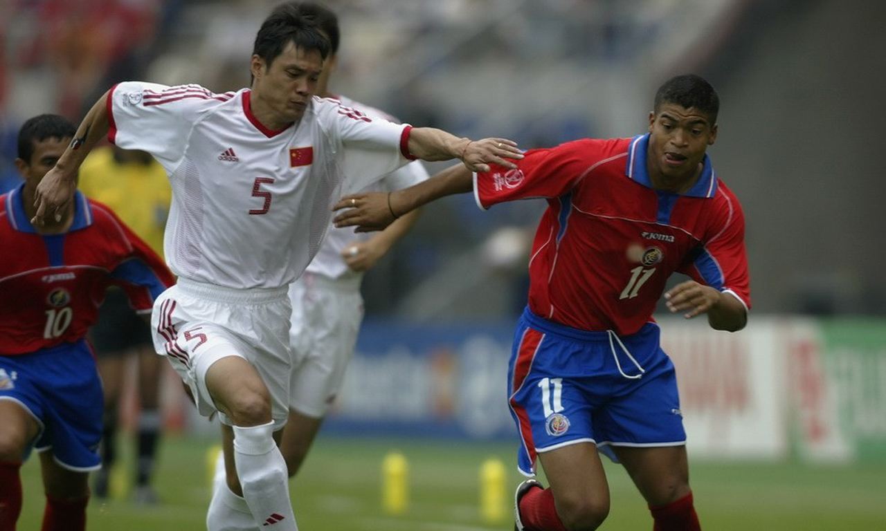 人物丨他是国足最强福将,3年留洋铸钢铁战士,10年中超华丽蜕变