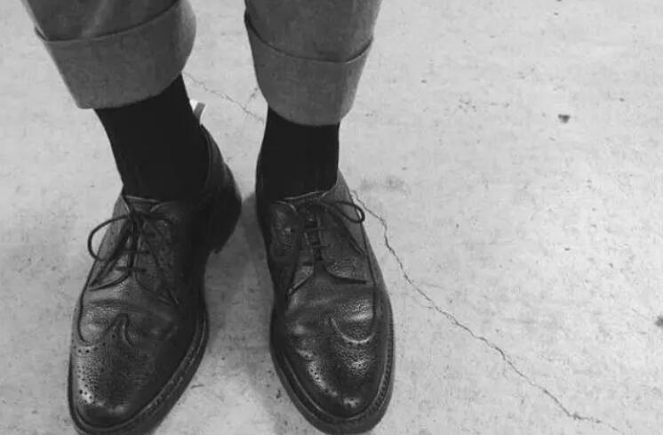 5个男生卷裤腿神技，你一定要学！别再和插秧队队长赵四一样了！