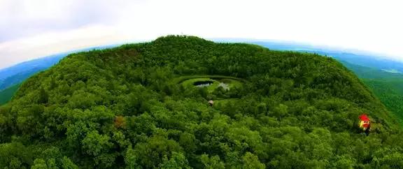 火山旅游好去处,火山群打卡