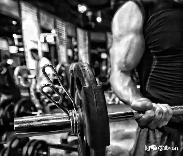 健身多久可以尝试力量举 (健身几年可以练力量举)