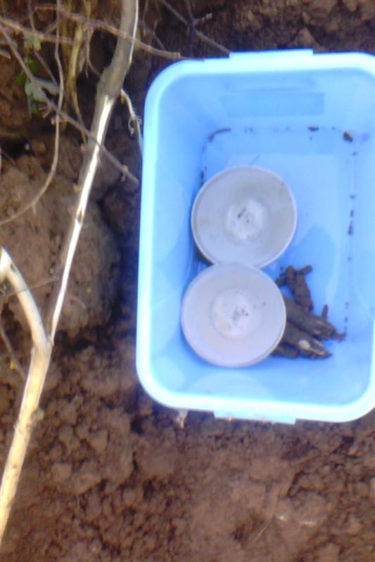 挖机挖坟的说说,挖机挖过坟拆迁房