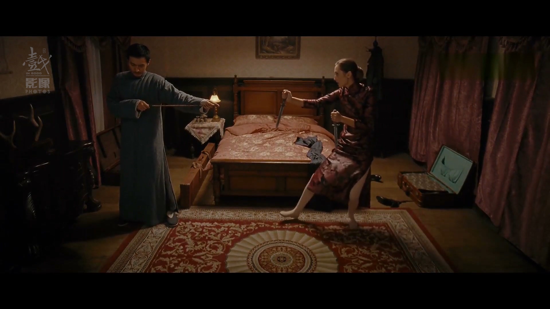 少年目睹姐姐被*暴强**深度抑郁,成为绝世高手却终究敌不过时代