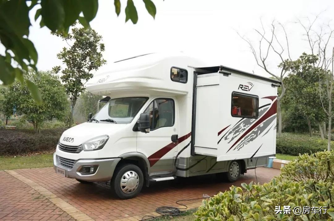 爆款房车,6万到8万的新能源房车推荐