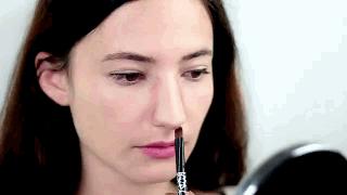 如何让鼻子变得小巧精致,怎么让自己的鼻子看起来小点