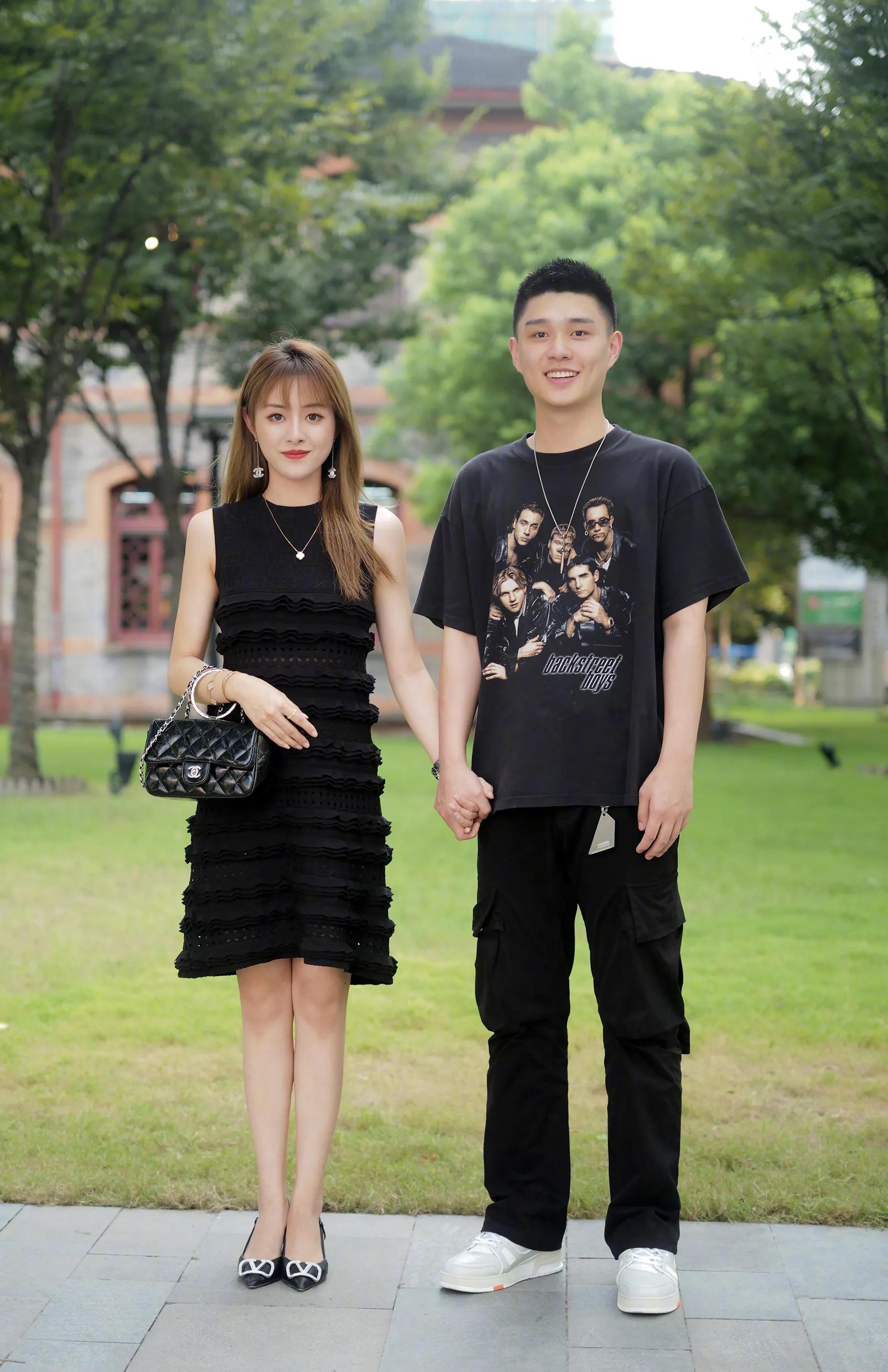 街拍背什么包最好看,街拍路人都背什么包