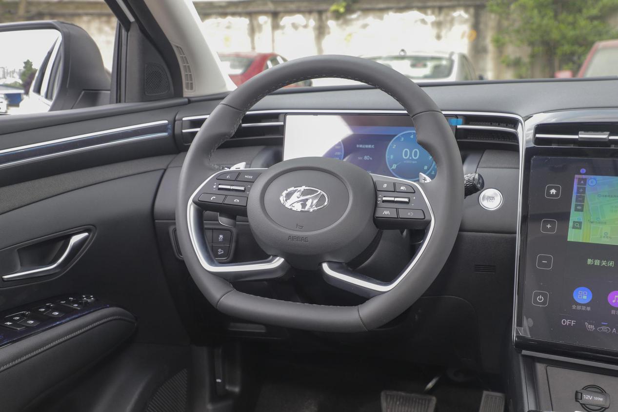 1.5t途胜四驱越野测试,途胜1.5t200马力百公里加速