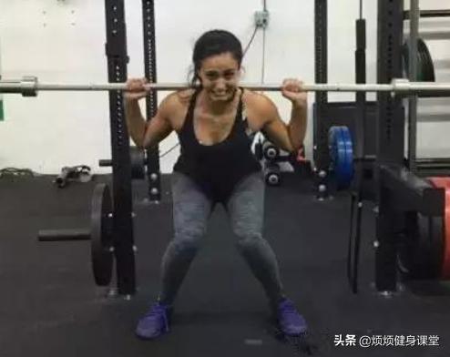 经期怎么改善膝盖内扣,膝盖内扣小腿外翻怎么矫正