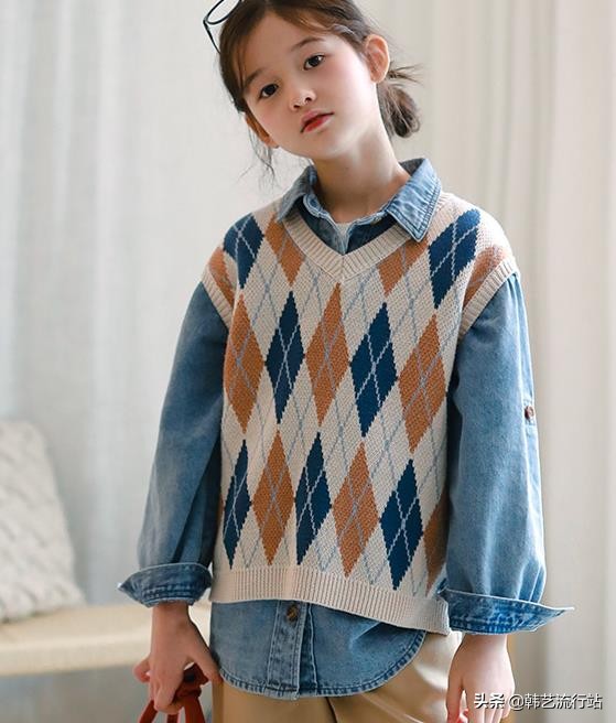 韩版宽松针织毛衣2017,最新款女士韩版手织毛衣18-21岁穿