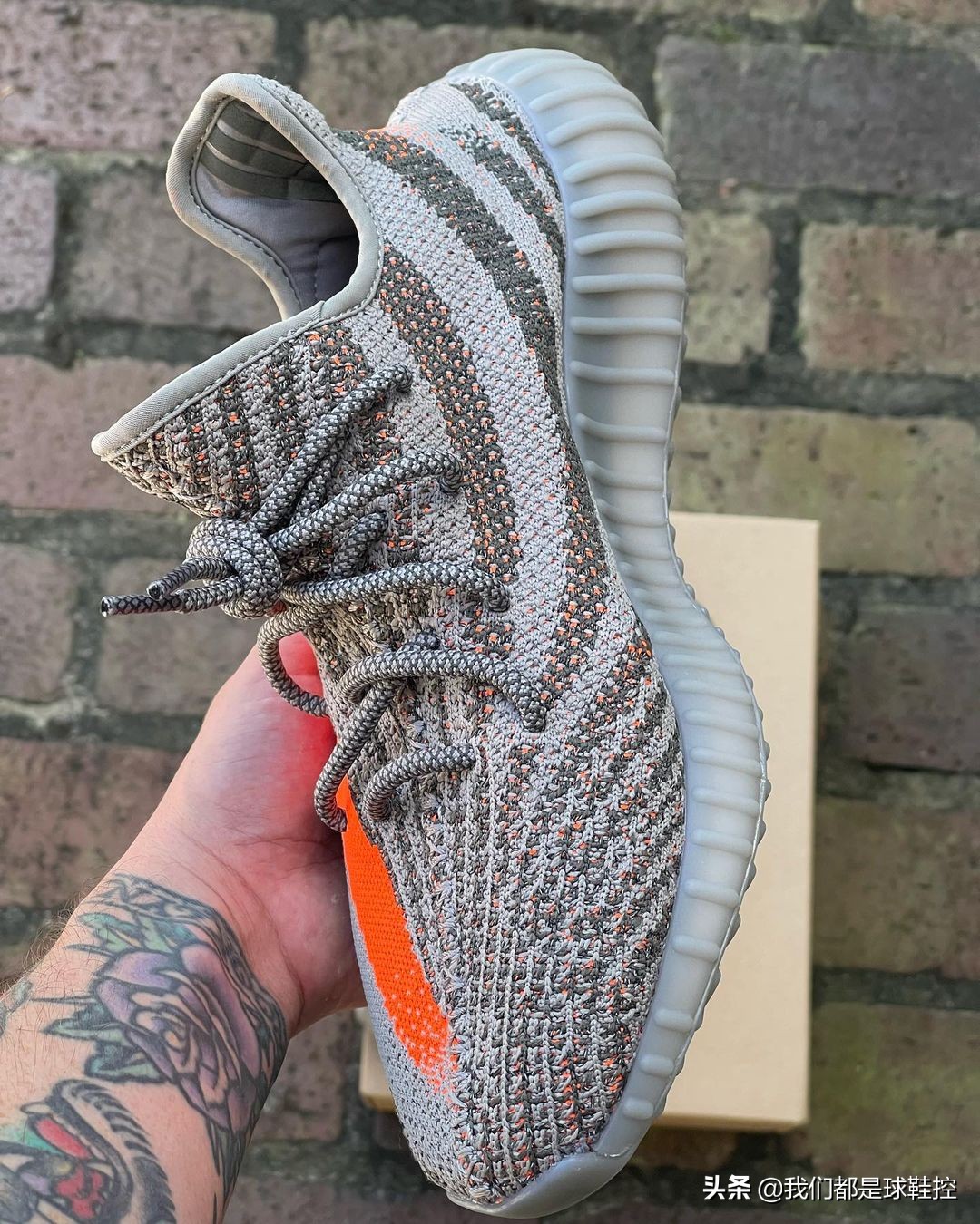 灰橙满天星350v2,满天星yeezy350什么时候发布的