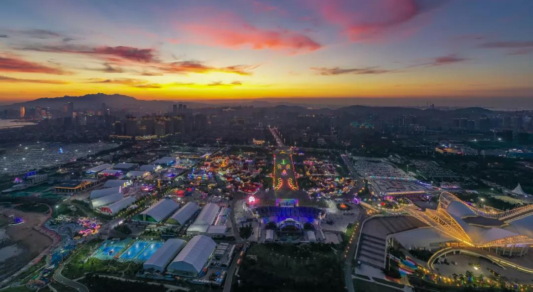 Hi，金沙滩啤酒城有一份秋日温柔请签收√