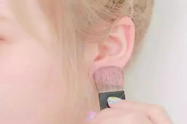 腮红扫这几个地方，男生都会忍不住心动，恋爱斩男力和你真的很配